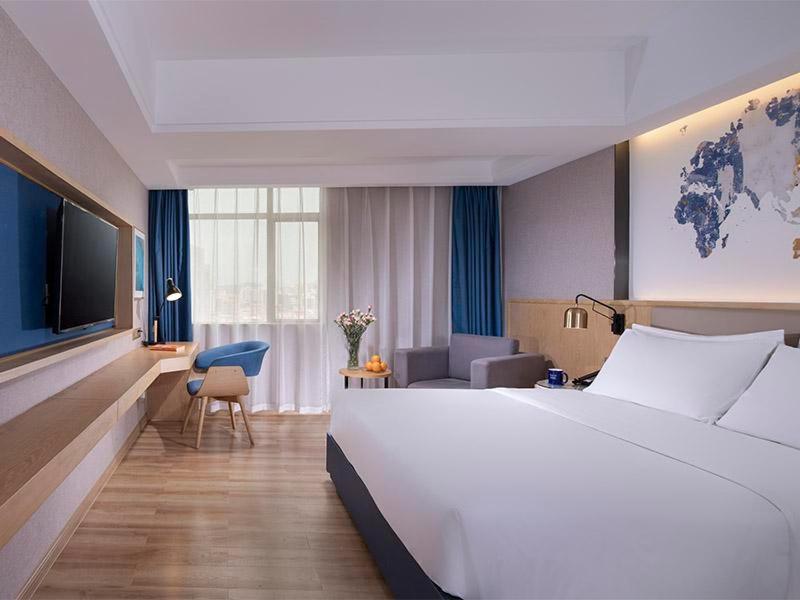 Kyriad Marvelous Hotel Dongguan Changan Light Rail Station Zewnętrze zdjęcie